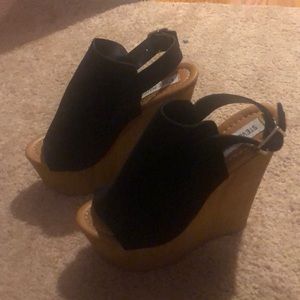 NWOT Steve Madden Brandy Size 6
